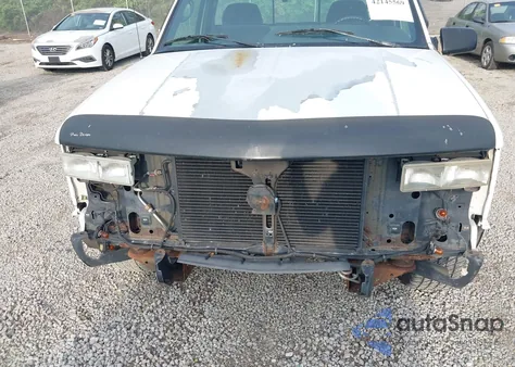 1995 Chevrolet Silverado z USA, uszkodzony, nr VIN 1GCED142452136335